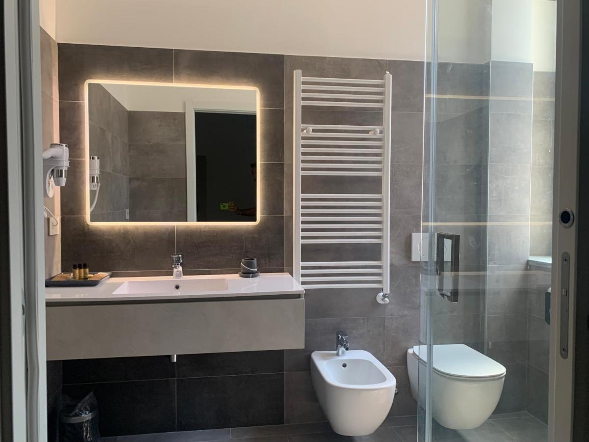 Ripa150 - Smart Apartament Milano - Prada Bocconi Ieo Ied Forum Assago Navigli Duomo15Min المظهر الخارجي الصورة