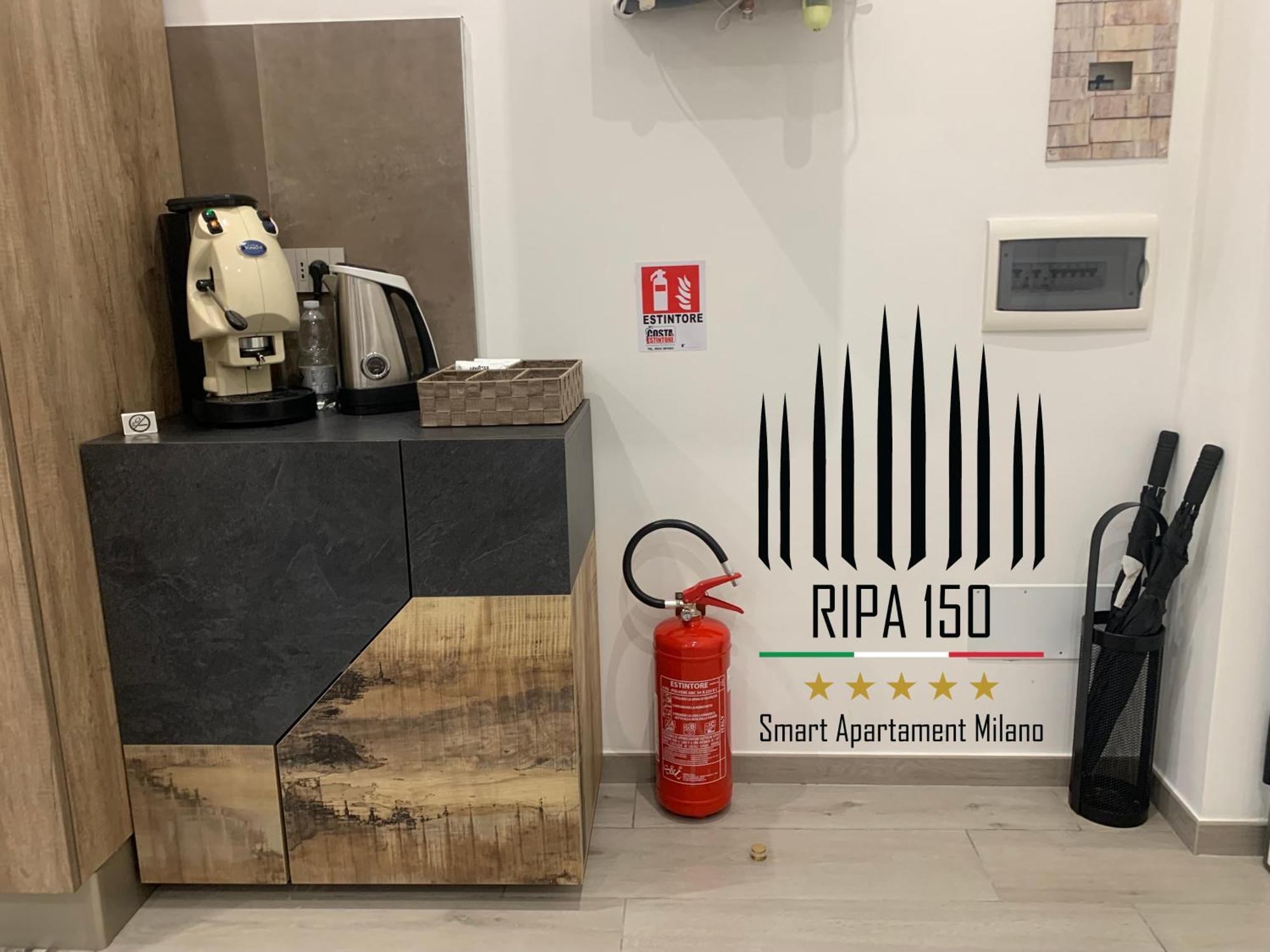Ripa150 - Smart Apartament Milano - Prada Bocconi Ieo Ied Forum Assago Navigli Duomo15Min المظهر الخارجي الصورة